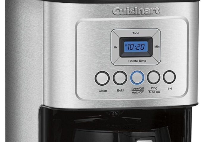 Cuisinart DCC-3200 14-Cup Programmable Coffee Maker 2023 Review